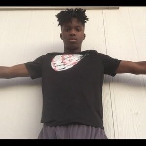 Black baseball Nike shirt